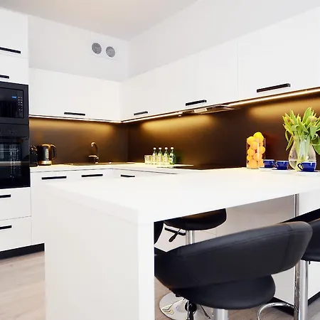 Apartament Solna 105 *