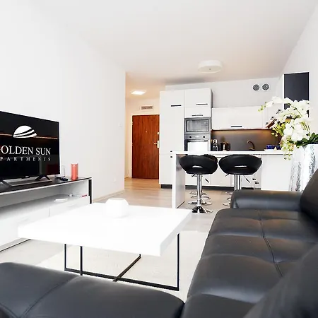 Apartament Solna 105 アパート コウォブジェク
