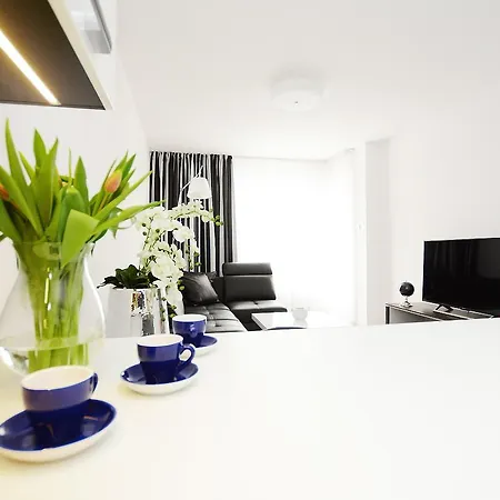 Apartament Solna 105 アパート コウォブジェク