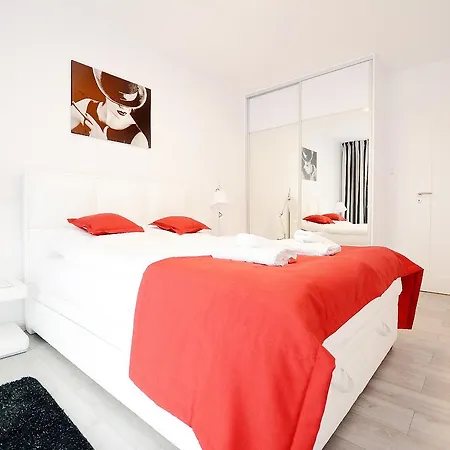 Apartament Solna 105 アパート *